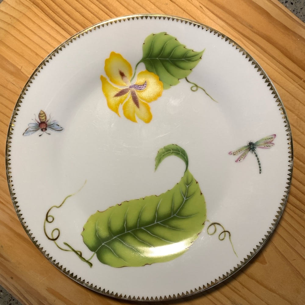 Godinger Yellow and Green Botanical Dinnerware Plate
